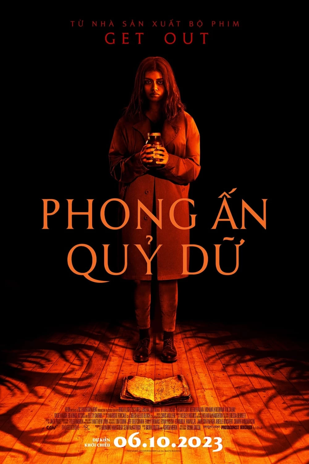 Xem phim Phong Ấn Quỷ Dữ - It Lives Inside (2023)